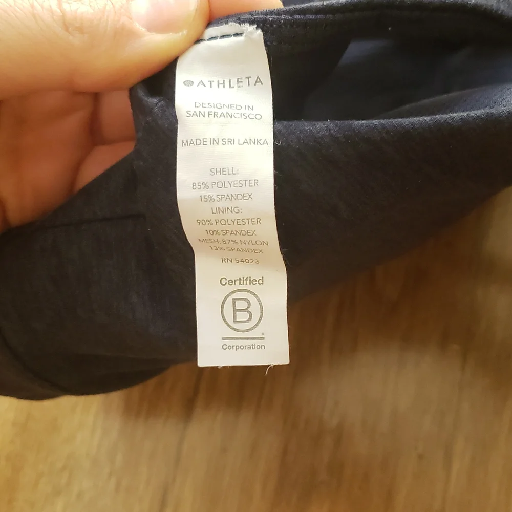 Athleta sport's bra size S - Picture 5 of 8